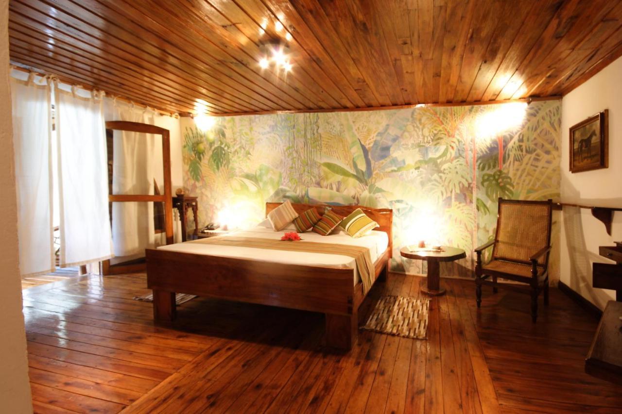 Hotel Chauve Souris Relais Anse Volbert Village Exterior foto