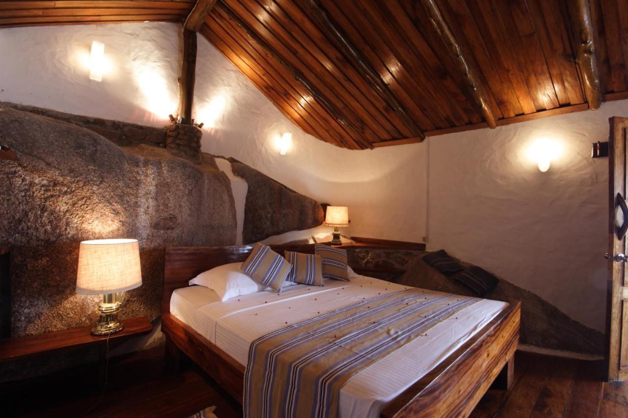 Hotel Chauve Souris Relais Anse Volbert Village Exterior foto
